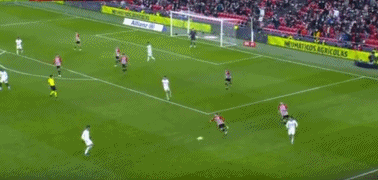 41岁仍巅峰！詹姆斯用实力书写逆龄传奇，球迷盼他征战更长久