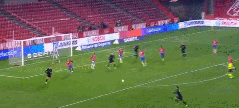 勇士惨败老鹰暴露三大隐患，库里应借鉴詹姆斯主动施压管理层