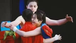 十三水里的“底道铁支”：解析这是应对所有顺子同花的终极武器。（十三水“底道铁支”解析：对抗顺子与同花的王牌利器）